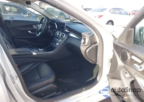 2017 Mercedes-Benz C 300 4Matic/Luxury 4Matic/Sport 4Matic from USA, damaged, VIN 55SWF4KB4HU200003